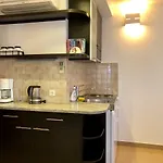 דירה Feral