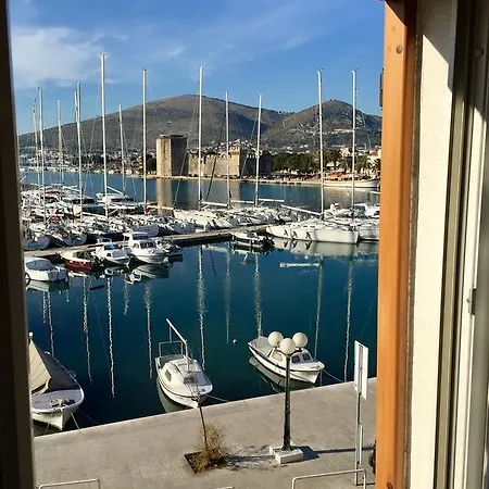 Feral Apartmán Trogir