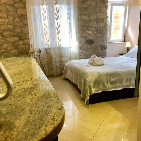 Feral Apartmán Trogir